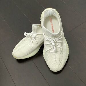 Adidas Yeezy Boost 350 V2, HQ 6316 White Sneakers, Size 10.5